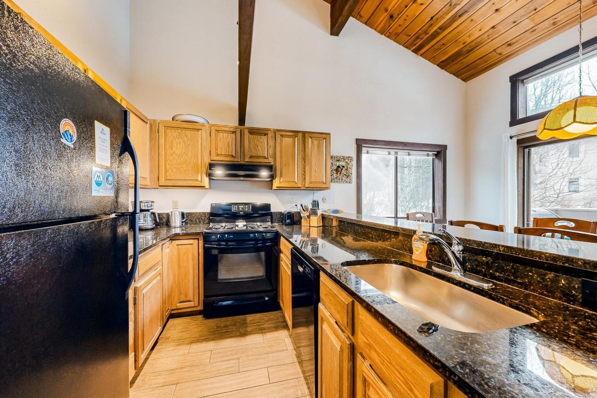 Bridgepoint Condo On Trail Creek Кечъм Екстериор снимка